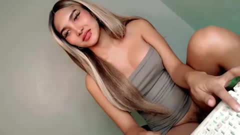 Bella online show from January 25, 2025, 11:44 am