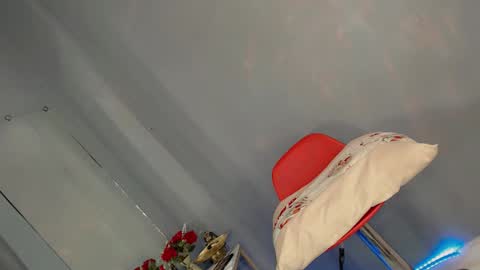 Snapshot of its_me_hedone chatting on February 21, 2026, 2:07 pm Pixie online show from February 21, 2026, 2:07 pm