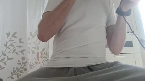 Dutch online show from March 2, 2025, 12:32 pm