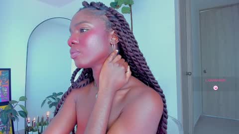 lau online show from February 2, 2025, 5:04 pm