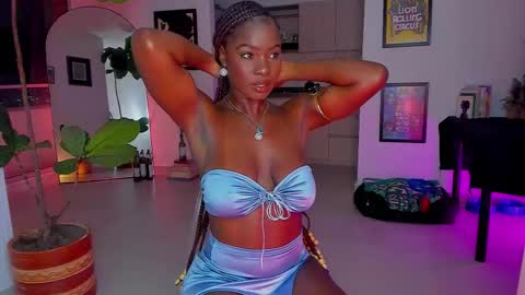 Snapshot of itslau_ chatting on March 18, 2026, 1:09 am lau online show from March 18, 2026, 1:09 am
