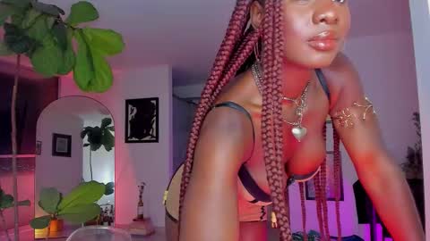 Snapshot of itslau_ chatting on March 19, 2026, 2:48 am lau online show from March 19, 2026, 2:48 am