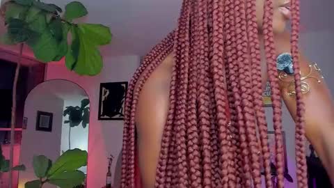 Snapshot of itslau_ chatting on March 27, 2026, 11:59 pm lau online show from March 27, 2026, 11:59 pm