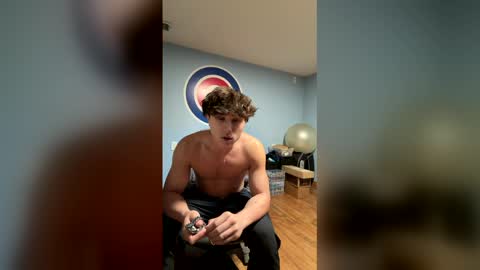 Snapshot of itsleoblaze chatting on March 25, 2026, 12:38 am itsleoblaze online show from March 25, 2026, 12:38 am