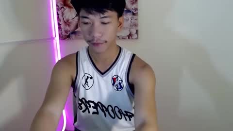 itsme_cxhennn online show from October 23, 2025, 6:28 pm