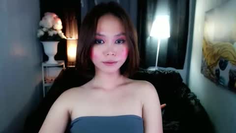 itsme_liza online show from April 22, 2026, 10:22 pm