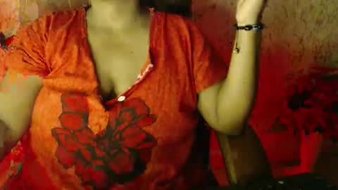 Snapshot of itsmiradesire chatting on May 6, 2026, 3:28 pm Mira online show from May 6, 2026, 3:28 pm