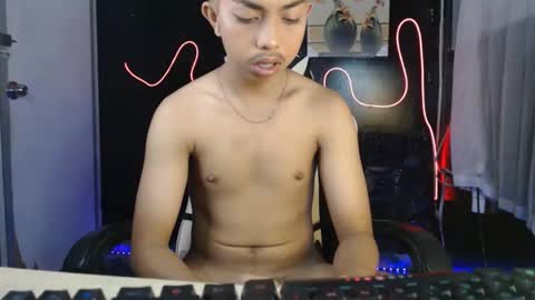 Kyle online show from April 20, 2026, 7:48 pm
