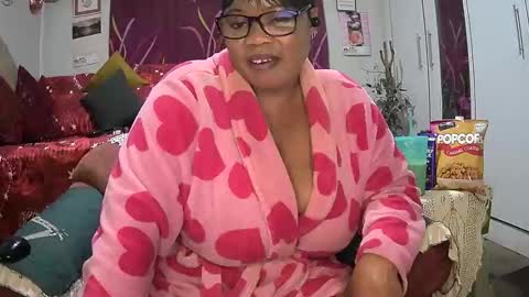 itumeleng74 online show from October 4, 2025, 7:45 pm