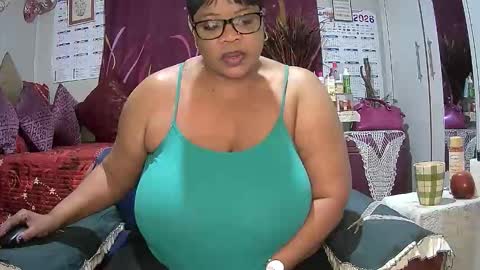 itumeleng74 online show from May 19, 2026, 6:03 pm