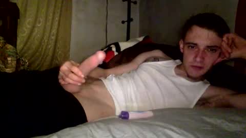 Snapshot of itzd123 chatting on February 18, 2026, 6:09 am itzd123 online show from February 18, 2026, 6:09 am