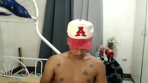 Snapshot of itzme_jhonfred chatting on June 19, 2026, 2:21 pm Jhonfred online show from June 19, 2026, 2:21 pm