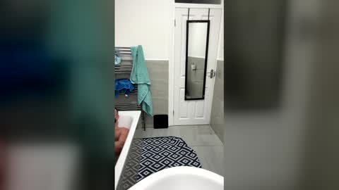 Snapshot of iuri1990 chatting on February 15, 2026, 9:41 am iuri1990 online show from February 15, 2026, 9:41 am