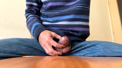 Snapshot of iuuuf2 chatting on December 5, 2024, 12:55 pm Iuuuf2 or Samel online show from December 5, 2024, 12:55 pm