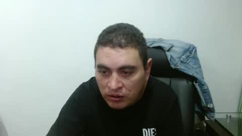 Snapshot of ivan_sexyx chatting on January 22, 2025, 3:20 am Ivan M online show from January 22, 2025, 3:20 am