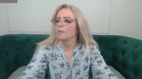ivanacharm online show from September 21, 2025, 3:30 am