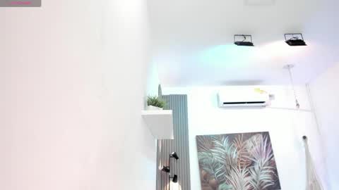 Snapshot of ivania_lua chatting on May 1, 2026, 11:37 am ivania_lua online show from May 1, 2026, 11:37 am