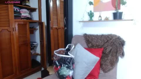 Ivanna online show from May 11, 2026, 1:22 am