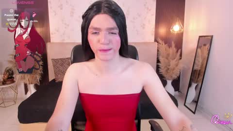 Snapshot of ivannarosse chatting on April 25, 2026, 7:22 pm Dylan online show from April 25, 2026, 7:22 pm