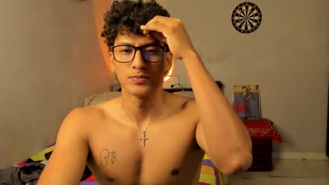 Snapshot of ivano_jones chatting on February 24, 2025, 9:10 am Ivano online show from February 24, 2025, 9:10 am