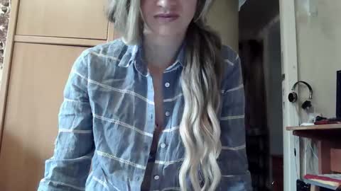 ivetta911 online show from September 24, 2025, 9:56 am