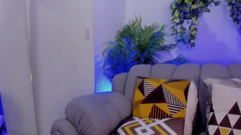 Snapshot of ivonne_torres chatting on November 5, 2025, 3:39 am ivonne_torres online show from November 5, 2025, 3:39 am