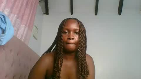 Snapshot of ivory_mae chatting on July 18, 2026, 1:32 am ivory_mae online show from July 18, 2026, 1:32 am