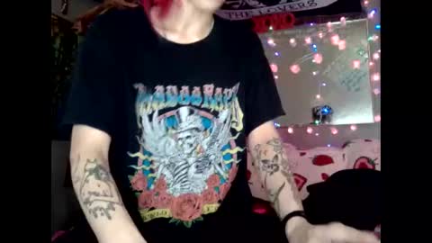 ivorytrixx online show from February 3, 2026, 6:40 am