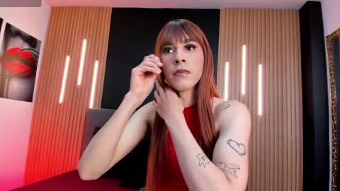 Snapshot of ivvy_rousse chatting on April 24, 2026, 1:46 pm ivi rosse online show from April 24, 2026, 1:46 pm