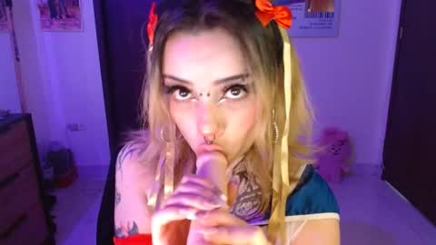 Snapshot of ivy_1111 chatting on March 8, 2026, 4:27 am Ivy online show from March 8, 2026, 4:27 am