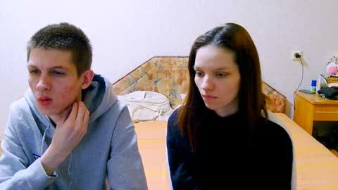 Snapshot of ivy__lester chatting on February 26, 2025, 9:37 pm Ivy and Lester online show from February 26, 2025, 9:37 pm