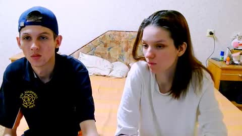 Snapshot of ivy__lester chatting on February 28, 2025, 10:06 pm Ivy and Lester online show from February 28, 2025, 10:06 pm