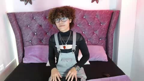 ivy_fantasy69 online show from May 19, 2026, 11:22 pm