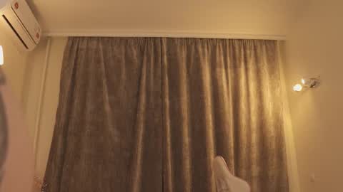 Ivy online show from March 20, 2026, 4:01 pm