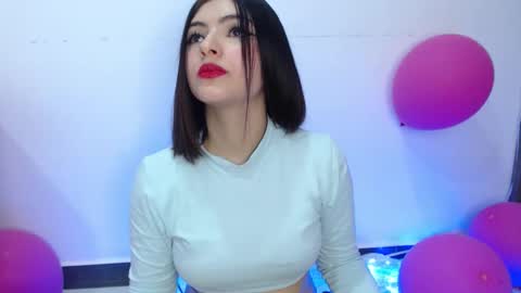 tender girl  online show from March 26, 2026, 3:56 am