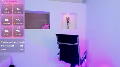 Snapshot of ivybliss8 chatting on March 4, 2025, 6:18 pm i v y b l i s s online show from March 4, 2025, 6:18 pm