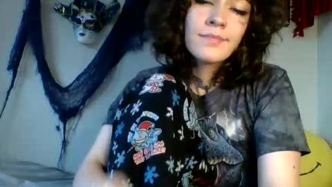 Snapshot of ivydevilll chatting on November 26, 2025, 2:18 pm IVY DEVILL online show from November 26, 2025, 2:18 pm