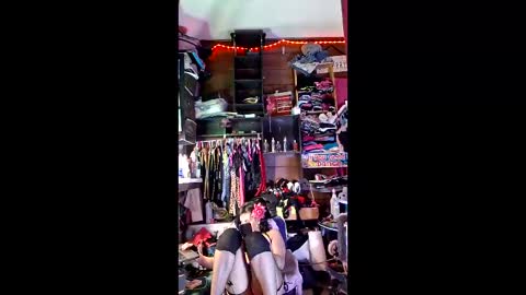 ivyjennifer366 online show from March 5, 2026, 5:25 am