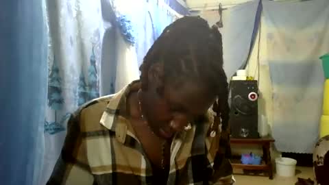 ivyk_ online show from March 21, 2026, 6:33 pm