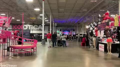 Snapshot of ivyminxxx chatting on December 8, 2024, 7:32 pm Ivy Minxxx online show from December 8, 2024, 7:32 pm