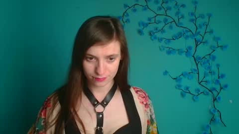 Ivy online show from April 6, 2026, 1:23 pm