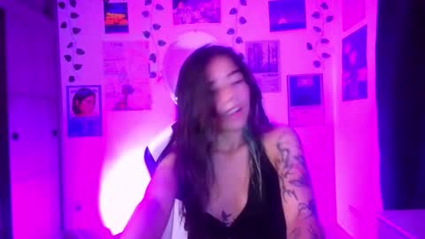Ivy  online show from March 27, 2026, 11:15 pm