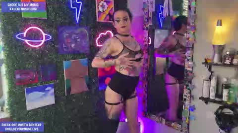 Muse hethey online show from March 26, 2026, 11:43 pm