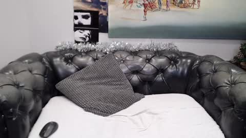 Maxim online show from December 13, 2024, 3:38 am