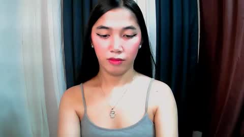 UR LOVELY IYANNA online show from November 7, 2025, 3:34 pm