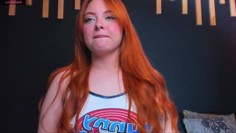hot izys online show from May 17, 2026, 7:06 am