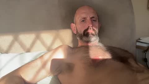 izzysboytoy1 online show from March 26, 2026, 4:12 pm