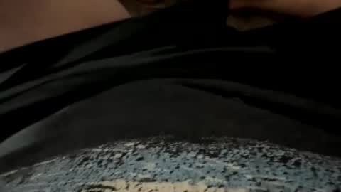 Snapshot of j789123 chatting on February 21, 2025, 2:28 am j789123 online show from February 21, 2025, 2:28 am