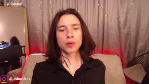 Hey im Jaxxxon check my info     online show from May 19, 2026, 12:33 pm