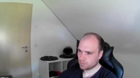 Snapshot of j_german783377 chatting on April 8, 2026, 8:47 am here4y online show from April 8, 2026, 8:47 am